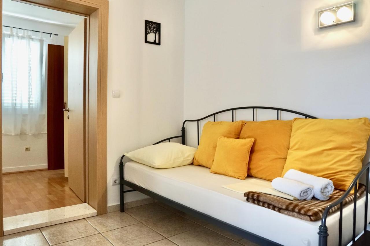 Apartments Victoria تروغير المظهر الخارجي الصورة