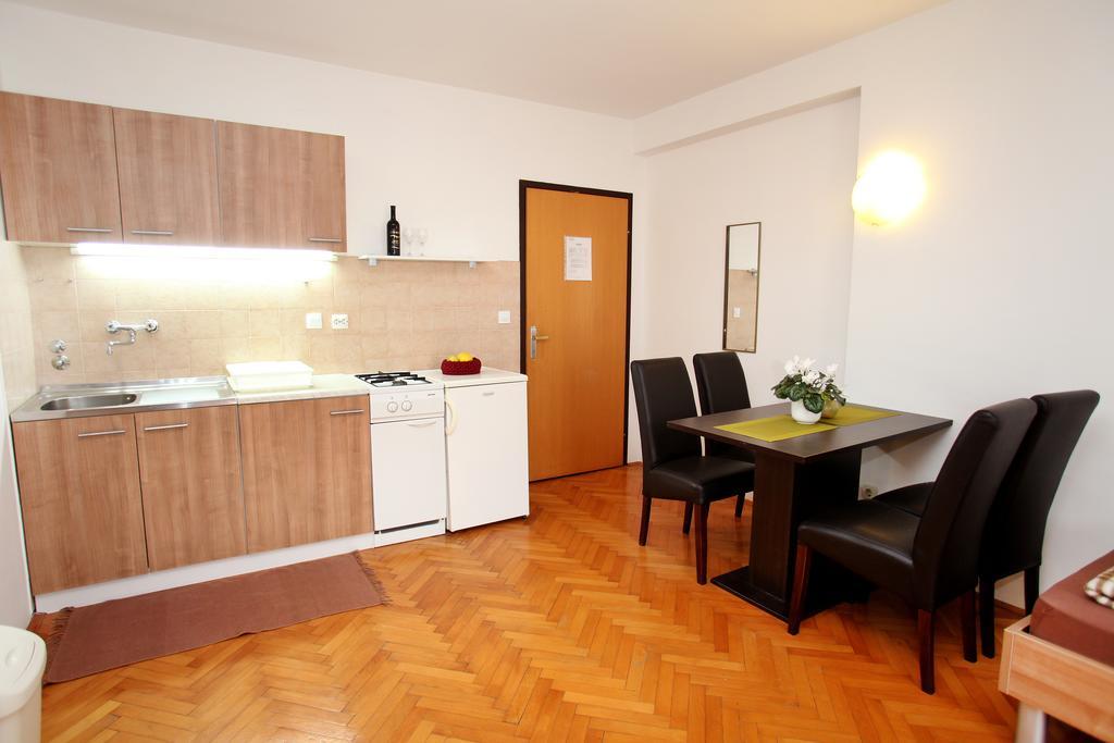 Apartments Victoria تروغير المظهر الخارجي الصورة
